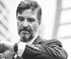 Científicos confirman que el estrés provoca canas y consiguen evitarlo en ratones